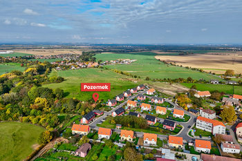 Prodej pozemku 2644 m², Škvorec
