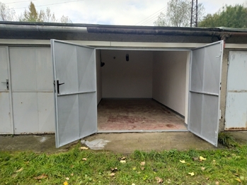 Prodej garáže 19 m², Valašské Meziříčí