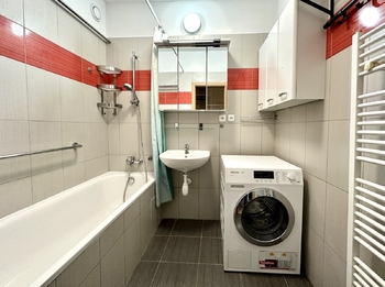 Pronájem bytu 4+1 v osobním vlastnictví 105 m², Vestec