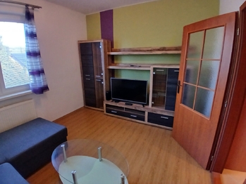 Pronájem bytu 2+1 v osobním vlastnictví 49 m², Lhotka nad Labem