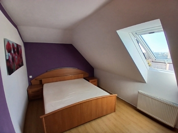 Pronájem bytu 2+1 v osobním vlastnictví 49 m², Lhotka nad Labem