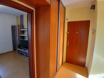 Pronájem bytu 2+1 v osobním vlastnictví 49 m², Lhotka nad Labem
