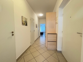Chodba - Pronájem bytu 2+kk v osobním vlastnictví 62 m², Praha 10 - Michle