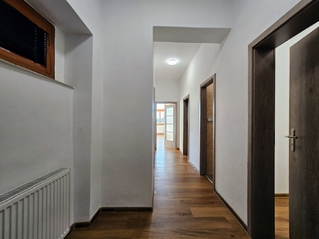 Pronájem bytu 2+1 v osobním vlastnictví 72 m², Chrudim