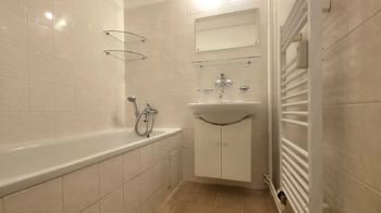 Pronájem bytu 2+1 v družstevním vlastnictví 65 m², Neratovice