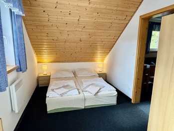 Prodej apartmánu 320 m², Stachy