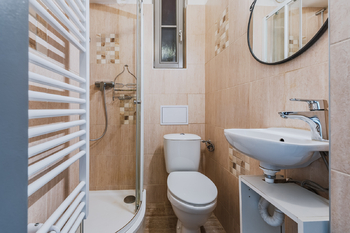 Prodej bytu 2+kk v družstevním vlastnictví 40 m², Praha 8 - Karlín