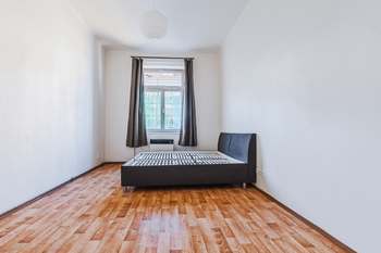 Prodej bytu 2+kk v družstevním vlastnictví 40 m², Praha 8 - Karlín