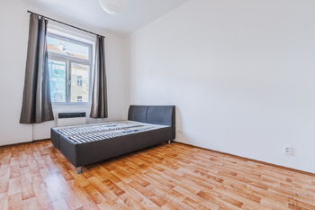 Prodej bytu 2+kk v družstevním vlastnictví 40 m², Praha 8 - Karlín