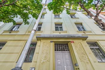 Prodej bytu 2+kk v družstevním vlastnictví 40 m², Praha 8 - Karlín