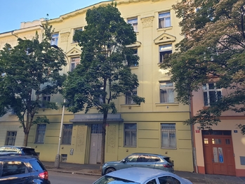 Prodej bytu 2+kk v družstevním vlastnictví 40 m², Praha 8 - Karlín