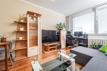 obývací pokoj - Pronájem bytu 2+kk v družstevním vlastnictví 43 m², Praha 4 - Chodov