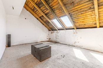 Prodej domu 533 m², Rakousy