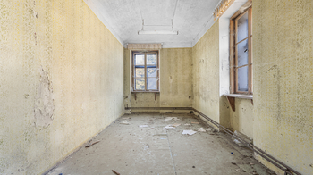 Interiér budovy - rodiného domu - Prodej zemědělského objektu 244 m², Vitice