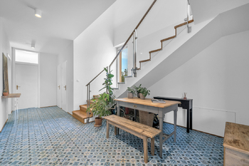 Prodej domu 213 m², Velké Popovice