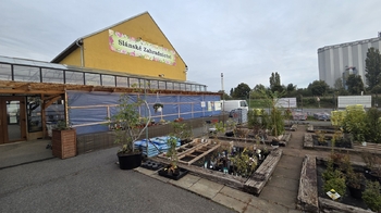 Pronájem obchodních prostor 20000 m², Slaný