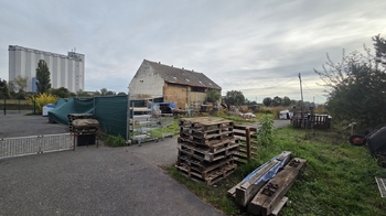 Pronájem obchodních prostor 20000 m², Slaný