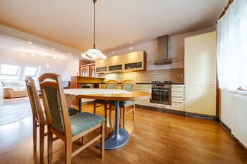 Prodej domu 354 m², Ráječko