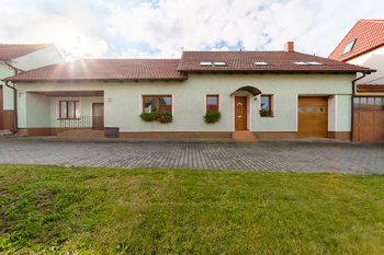 Prodej domu 354 m², Ráječko