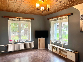 Prodej domu 298 m², Valeč