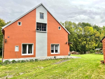 Prodej domu 298 m², Valeč