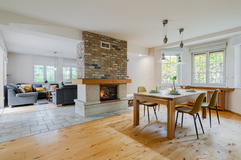 Prodej domu 258 m², Doksy