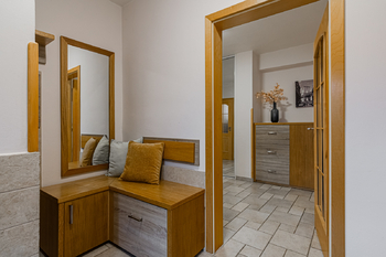 Prodej domu 258 m², Doksy