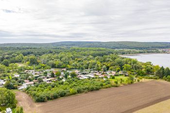 Prodej pozemku 6037 m², Přítluky