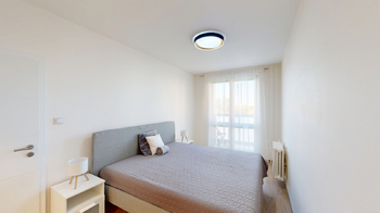 ložnice s lodžií a šatnou - Prodej bytu 2+kk v družstevním vlastnictví 44 m², Praha 4 - Modřany
