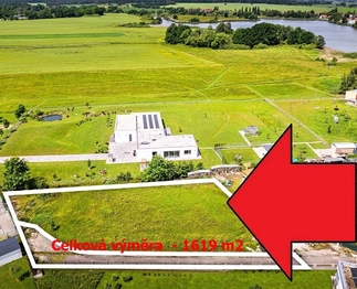 Prodej pozemku 1619 m², Třeboň