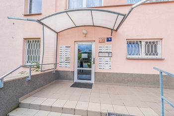 Prodej bytu 3+1 v družstevním vlastnictví 62 m², Praha 8 - Kobylisy