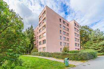Prodej bytu 3+1 v družstevním vlastnictví 62 m², Praha 8 - Kobylisy
