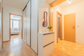 Prodej bytu 3+1 v družstevním vlastnictví 62 m², Praha 8 - Kobylisy