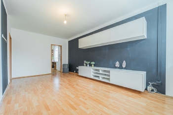 Prodej bytu 3+1 v družstevním vlastnictví 62 m², Praha 8 - Kobylisy