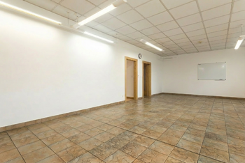 Pronájem kancelářských prostor 200 m², Paskov