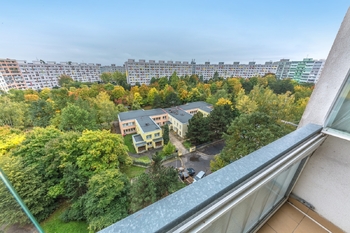 Výhled z lodžie - Pronájem bytu 3+kk v osobním vlastnictví 81 m², Praha 5 - Stodůlky