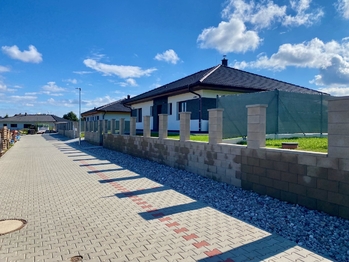 Novostavba k pronájmu - Pronájem domu 127 m², Mukařov 