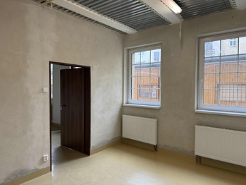 sklad 1 - Pronájem obchodních prostor 210 m², Praha 10 - Strašnice