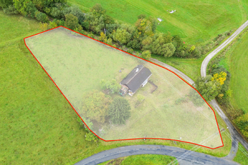 Prodej pozemku 4741 m², Žihobce