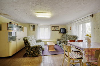 Prodej pozemku 4741 m², Žihobce