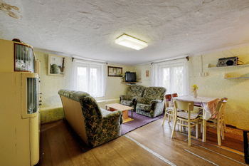 Prodej pozemku 4741 m², Žihobce