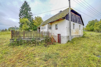 Prodej pozemku 4741 m², Žihobce