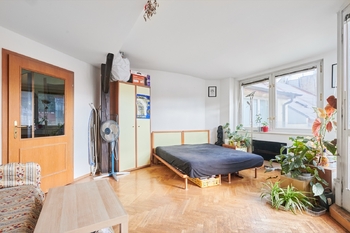 Prodej bytu 1+kk v osobním vlastnictví 33 m², Praha 8 - Karlín