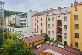 Prodej bytu 1+kk v osobním vlastnictví 33 m², Praha 8 - Karlín