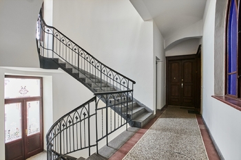 Prodej bytu 1+kk v osobním vlastnictví 33 m², Praha 8 - Karlín