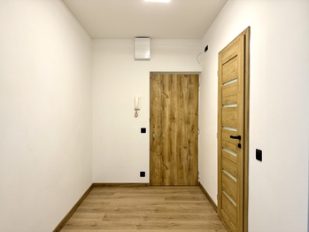 Pronájem bytu 2+1 v osobním vlastnictví 56 m², Karlovy Vary