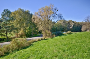 Prodej pozemku 5599 m², Zlín