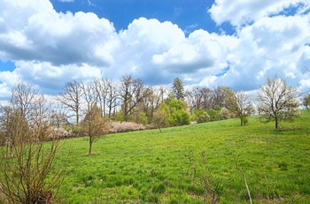 Prodej pozemku 5599 m², Zlín