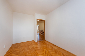 Pronájem domu 164 m², Praha 6 - Dejvice