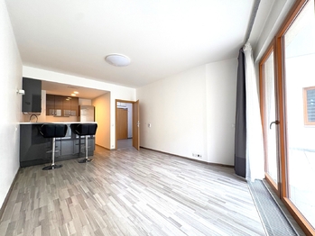 Prodej bytu 2+kk v osobním vlastnictví 68 m², Praha 9 - Čakovice